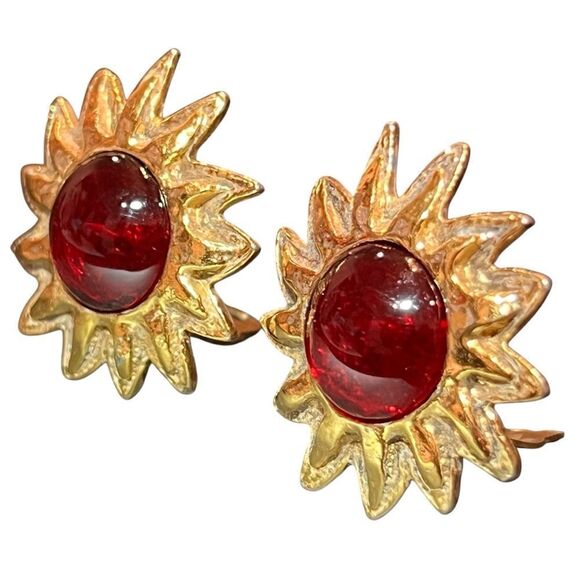Chanel Vintage Sunburst Red Glass Clip on Earrings - Picture 2 of 7